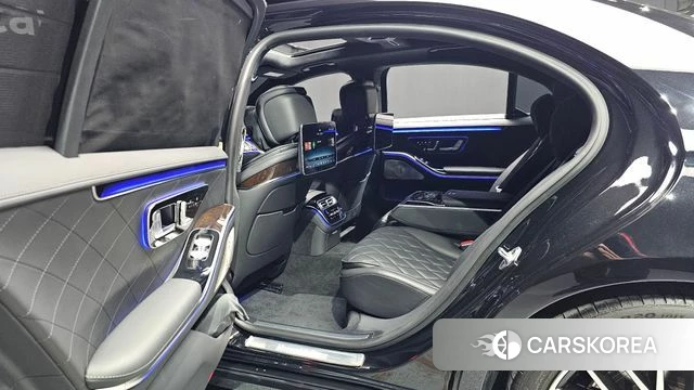 Mercedes-Benz S-Class W223 2023 Черный из Кореи, фото 2
