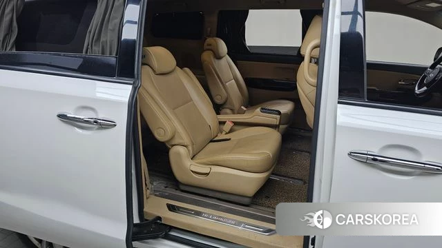 Kia The New Carnival 2018 Белый из Кореи, фото 2