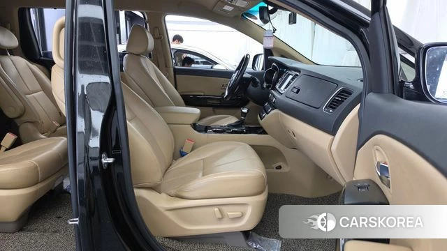 Kia The New Carnival 2019 Черный из Кореи, фото 2
