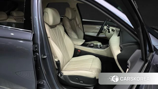 Genesis GV70 2024 Серый из Кореи, фото 2