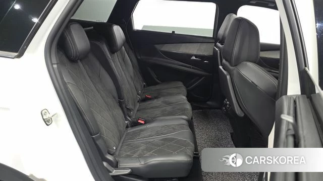 Peugeot 5008 second generation 2021 Белый из Кореи, фото 2