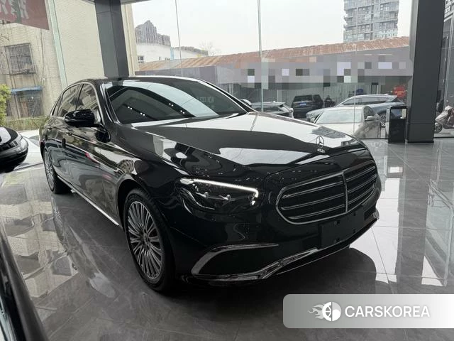 Mercedes-Benz E-Class 2021 Черный из Китая, фото 2