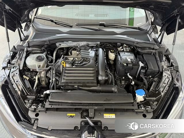 Volkswagen Lamando 2022 Темно-серый из Китая, фото 2