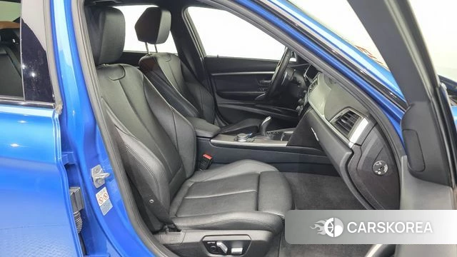 BMW 3 Series (F30) 2018 Синий из Кореи, фото 2