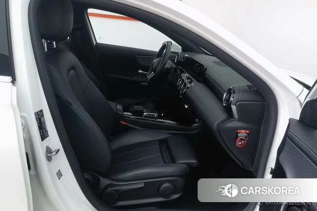 Mercedes-Benz A-Class 2021 Белый из Китая, фото 2