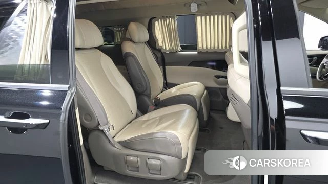 Kia Carnival 4th generation 2022 Черный из Кореи, фото 2