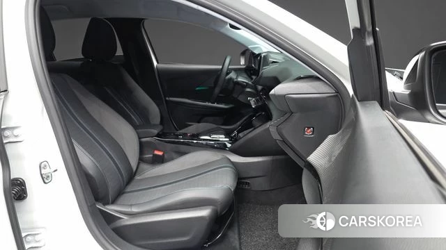 Peugeot e-208 second Generation id 5040119 из Кореи 2