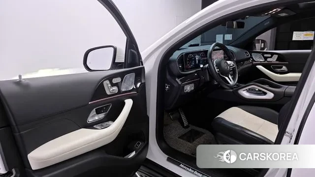 Mercedes-Benz GLE-Class W167 2021 Белый из Кореи, фото 2