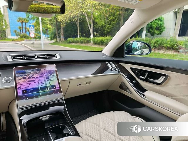 Mercedes-Benz Maybach S-Class 2025 Черный из Китая, фото 2