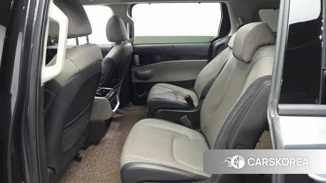 Kia The New Carnival 4th Generation 2024 Серый из Кореи, фото 2