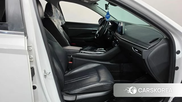 Hyundai Sonata (DN8) 2019 Белый из Кореи, фото 2