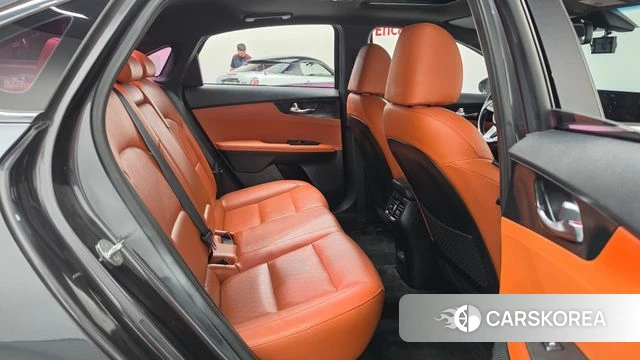 Kia The New K3 2nd generation 2021 Серый из Кореи, фото 2
