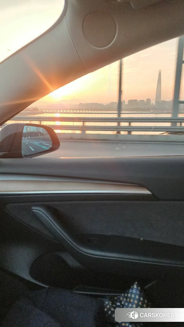 Tesla Model 3 2021 Черный из Кореи, фото 2
