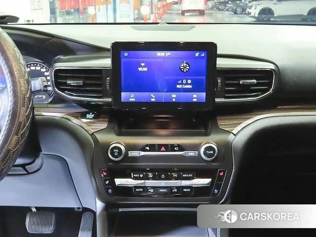 Ford Explorer 6th Generation 2020 Белый из Кореи, фото 2