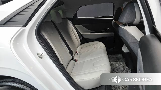 Hyundai Avante (CN7) 2022 Белый из Кореи, фото 2