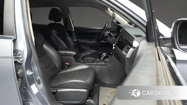 Ssangyong Beautiful Korando 2020 Серый из Кореи, фото 2