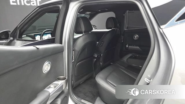 Genesis GV60 2022 Серебристо-серый из Кореи, фото 2