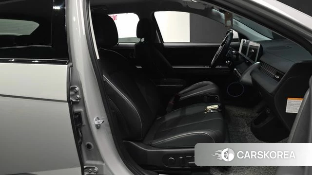 Hyundai Ionic 5 2024 Серебристо-серый из Кореи, фото 2