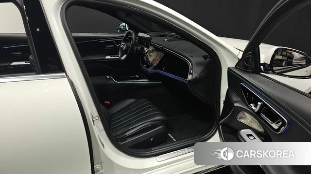 Mercedes-Benz E-Class W214 2024 Белый из Кореи, фото 2