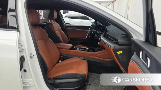 Kia The New K5 3rd generation 2024 Белый из Кореи, фото 2
