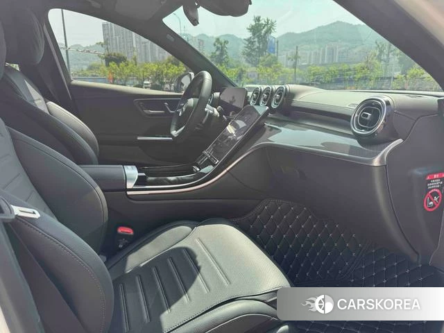 Mercedes-Benz C-class 2024 Белый из Китая, фото 2