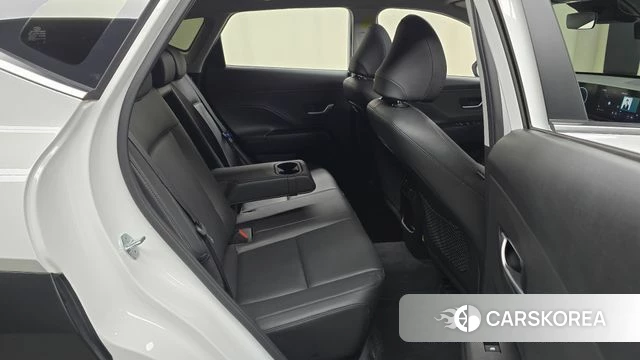 Hyundai Kona (SX2) 2023 Белый из Кореи, фото 2
