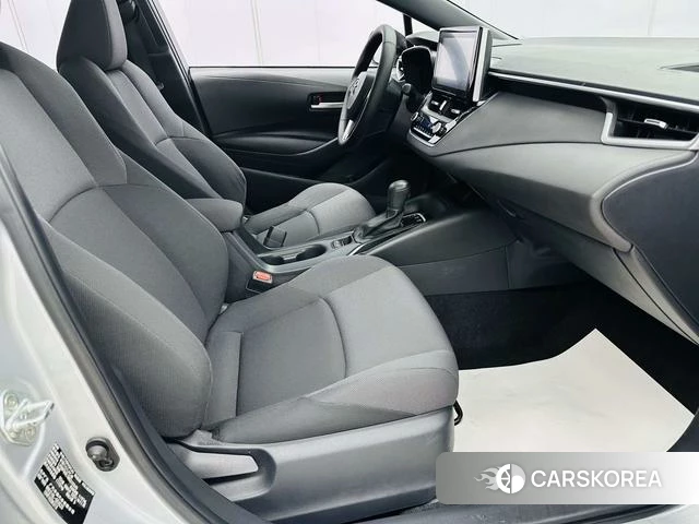Toyota Levin 2022 Серебристо-серый из Китая, фото 2