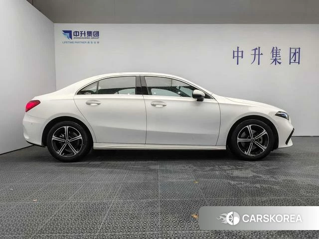 Mercedes-Benz A-Class 2024 Белый из Китая, фото 2