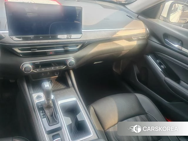 Nissan Altima 2025 Белый из Китая, фото 2