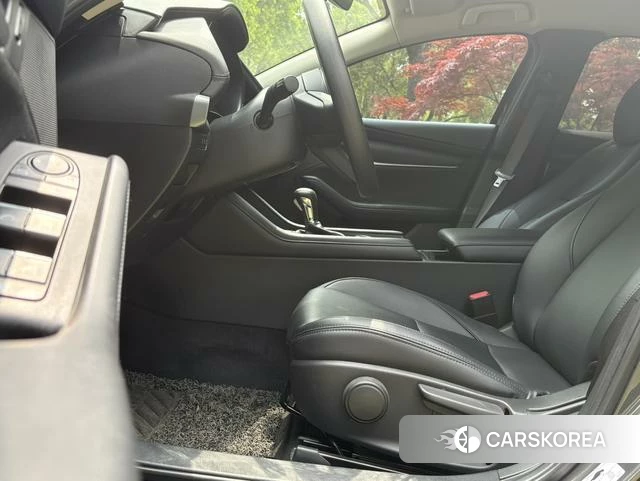 Mazda 3 2021 Темно-серый из Китая, фото 2