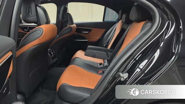 Mercedes-Benz C-Class W206 2023 Черный из Кореи, фото 2