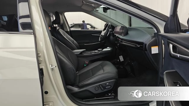 Kia EV6 2021 Жемчужный цвет из Кореи, фото 2
