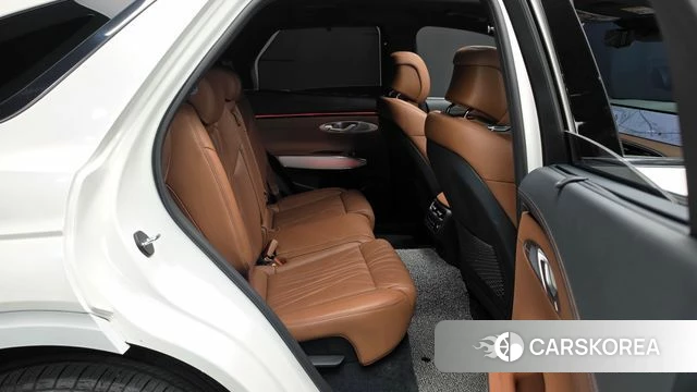Genesis GV70 2024 Белый из Кореи, фото 2