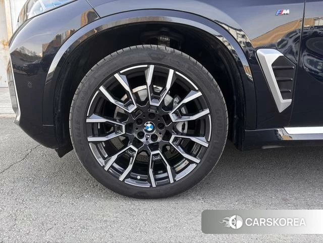 BMW X5 2025 Черный из Китая, фото 2