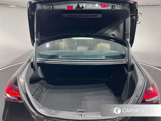 Mercedes-Benz E-Class 2023 Черный из Китая, фото 2
