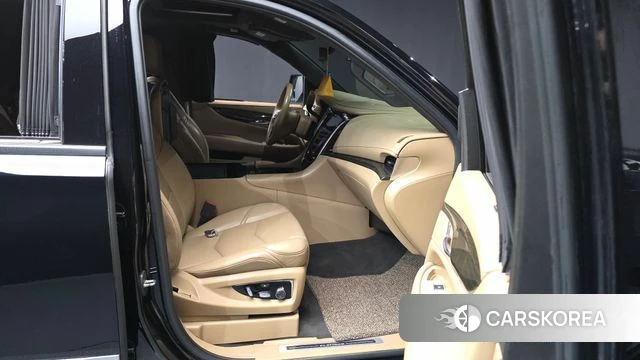 Cadillac Escalade 2020 Черный из Кореи, фото 2