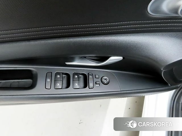 Hyundai The New Avante (CN7) 2023 Белый из Кореи, фото 2