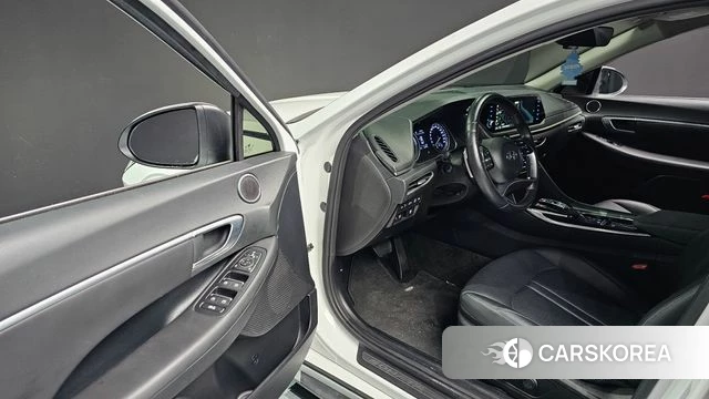 Hyundai Sonata Hybrid (DN8) 2021 Белый из Кореи, фото 2