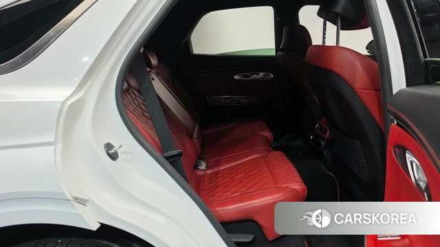 Genesis GV70 2021 Белый из Кореи, фото 2