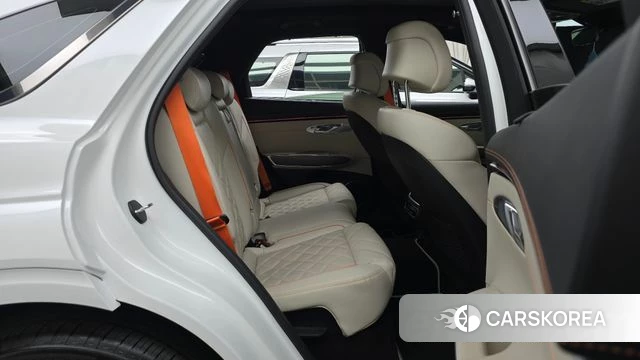 Genesis GV70 2024 Белый из Кореи, фото 2