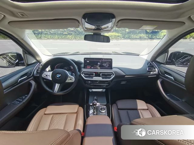 BMW X3 2023 Черный из Китая, фото 2
