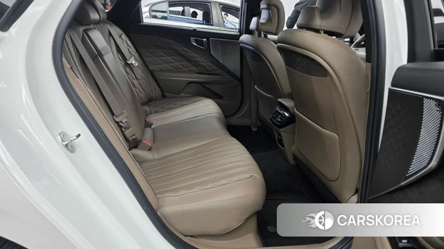 Kia K8 Hybrid 2023 Белый из Кореи, фото 2