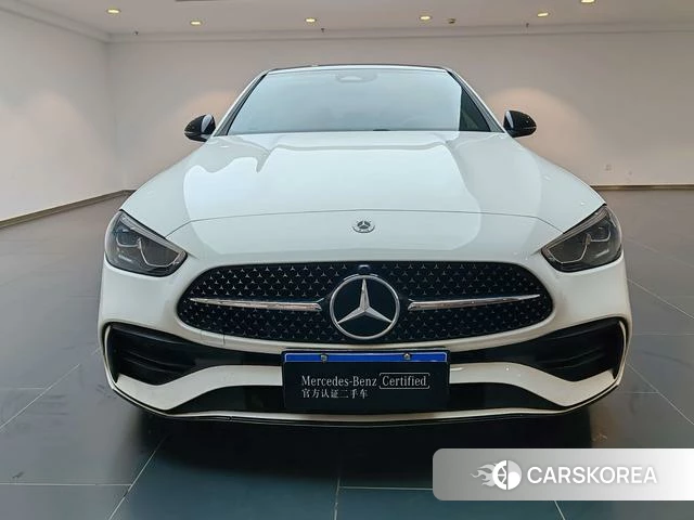 Mercedes-Benz C-class 2022 Белый из Китая, фото 2