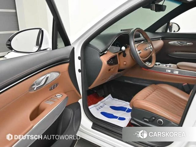 Genesis GV70 2022 Белый из Кореи, фото 2