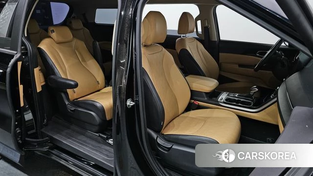 Kia Carnival 4th generation 2022 Черный из Кореи, фото 2
