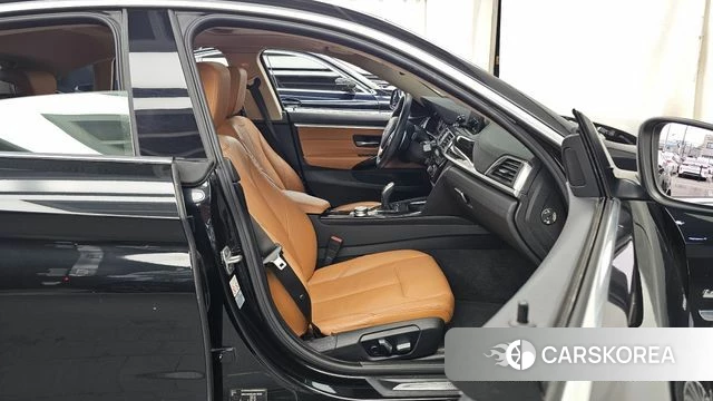 BMW 4 Series (F32) 2018 Черный из Кореи, фото 2