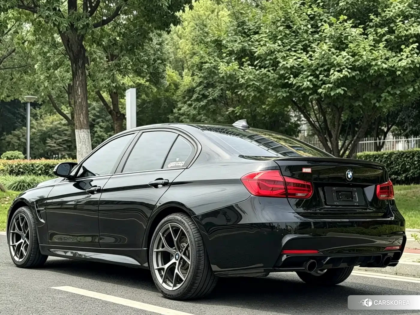 BMW 3 series 2018 Белый из Китая, фото 2