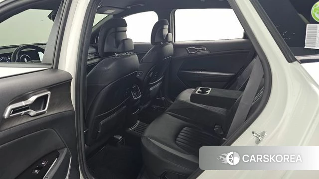 Kia Sportage 5th Generation 2023 Белый из Кореи, фото 2