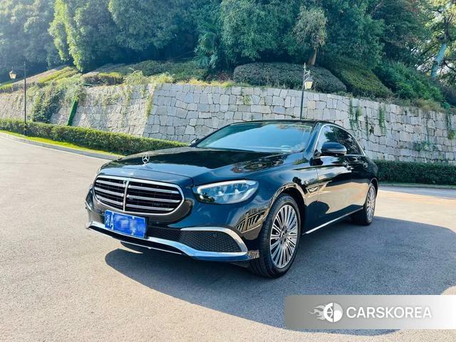 Mercedes-Benz E-Class 2023 Черный из Китая, фото 2
