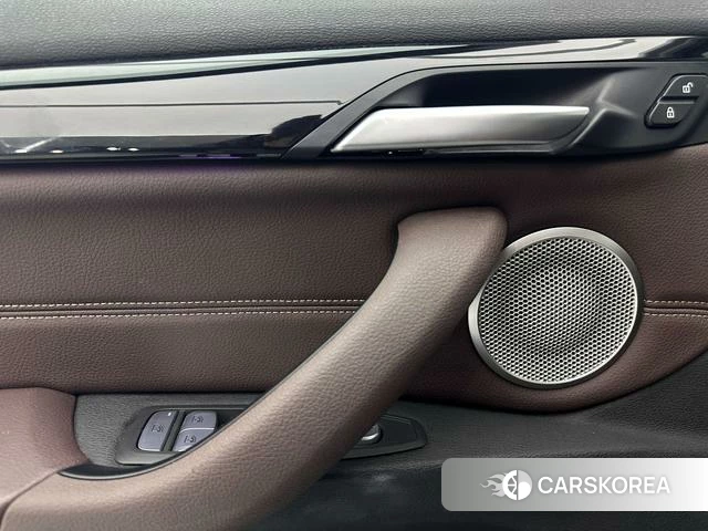 BMW X1 2022 Белый из Китая, фото 2